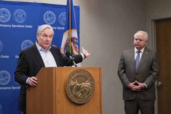 Michael Osterholm, Minnesota Gov. Tim Walz