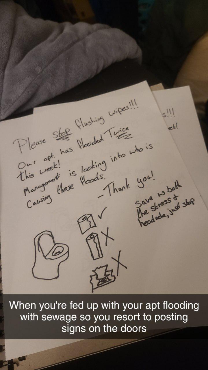 A photo of the note “Sam” left her neighbors about flushing wipes down the toilet.