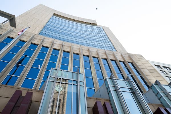 outside view of federal courthouse