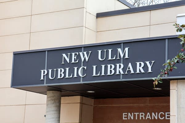 An exterior sign for a building reads, "New Ulm Public Library."